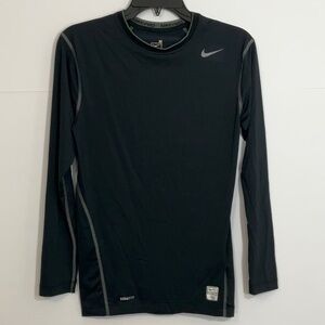 Nike Black Long Sleeve Performance Shirt| Nike Fit Dry- very light runs small